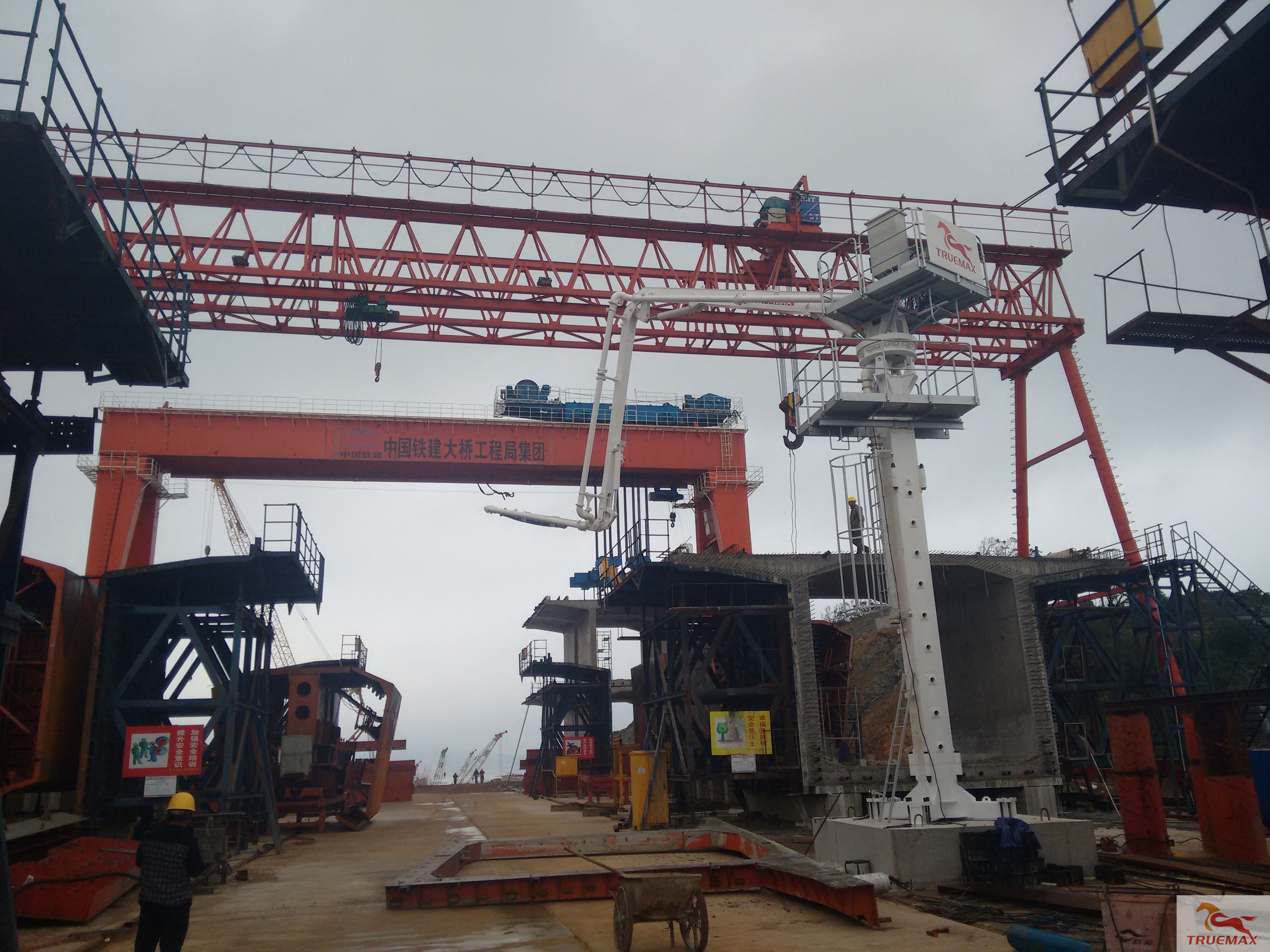 HG17A-3Z布料機(jī)-福建福平鐵路-中鐵建大橋局