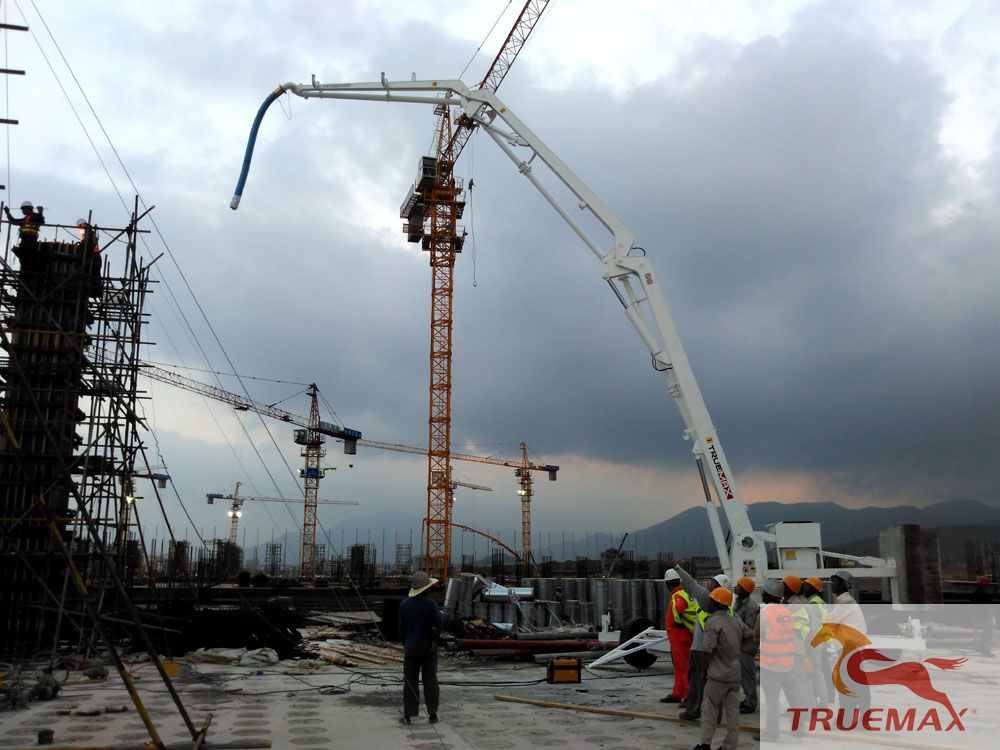 HG17D-3R車載式布料機(jī)-上海寶冶-華佳彩光電項(xiàng)目-福建