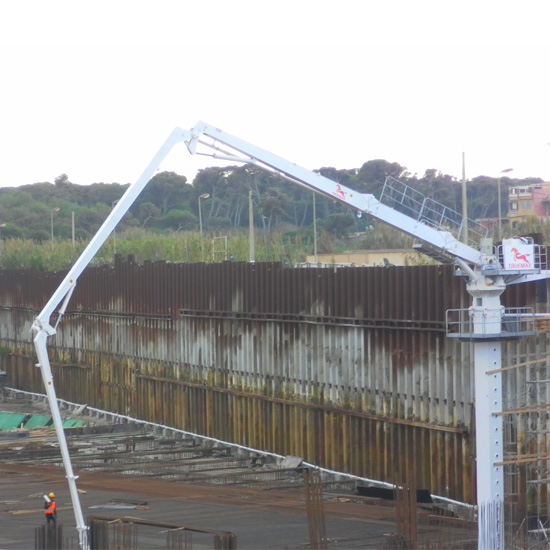 內(nèi)爬式液壓布料機(jī)安裝注意事項(xiàng)