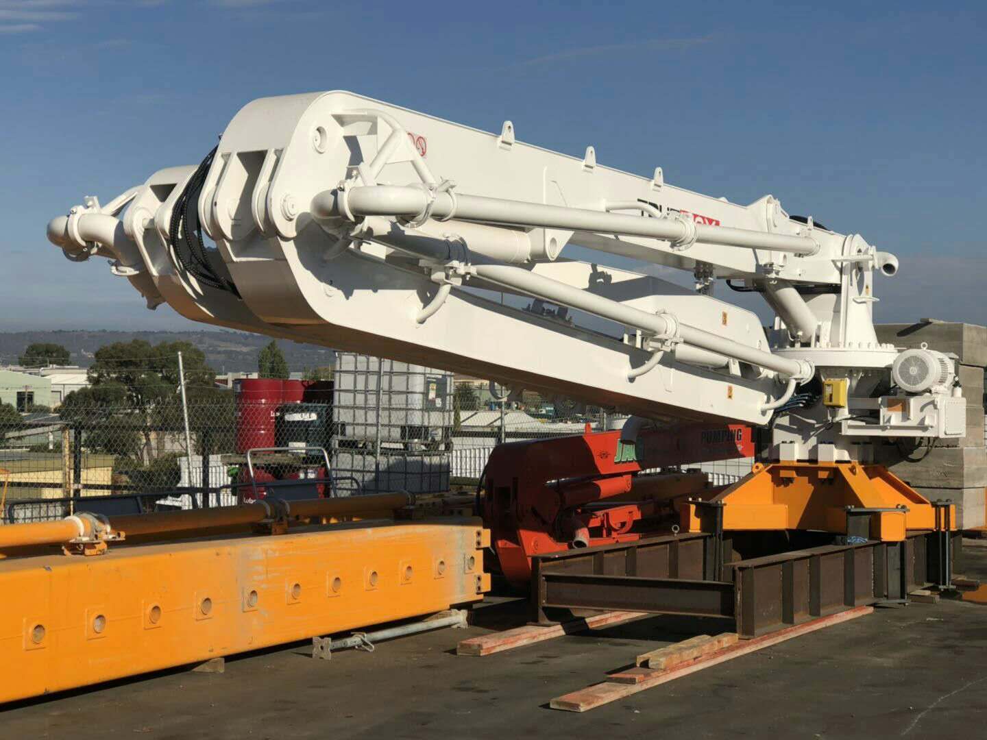 混凝土布料機(jī)使用小知識一起看看呀