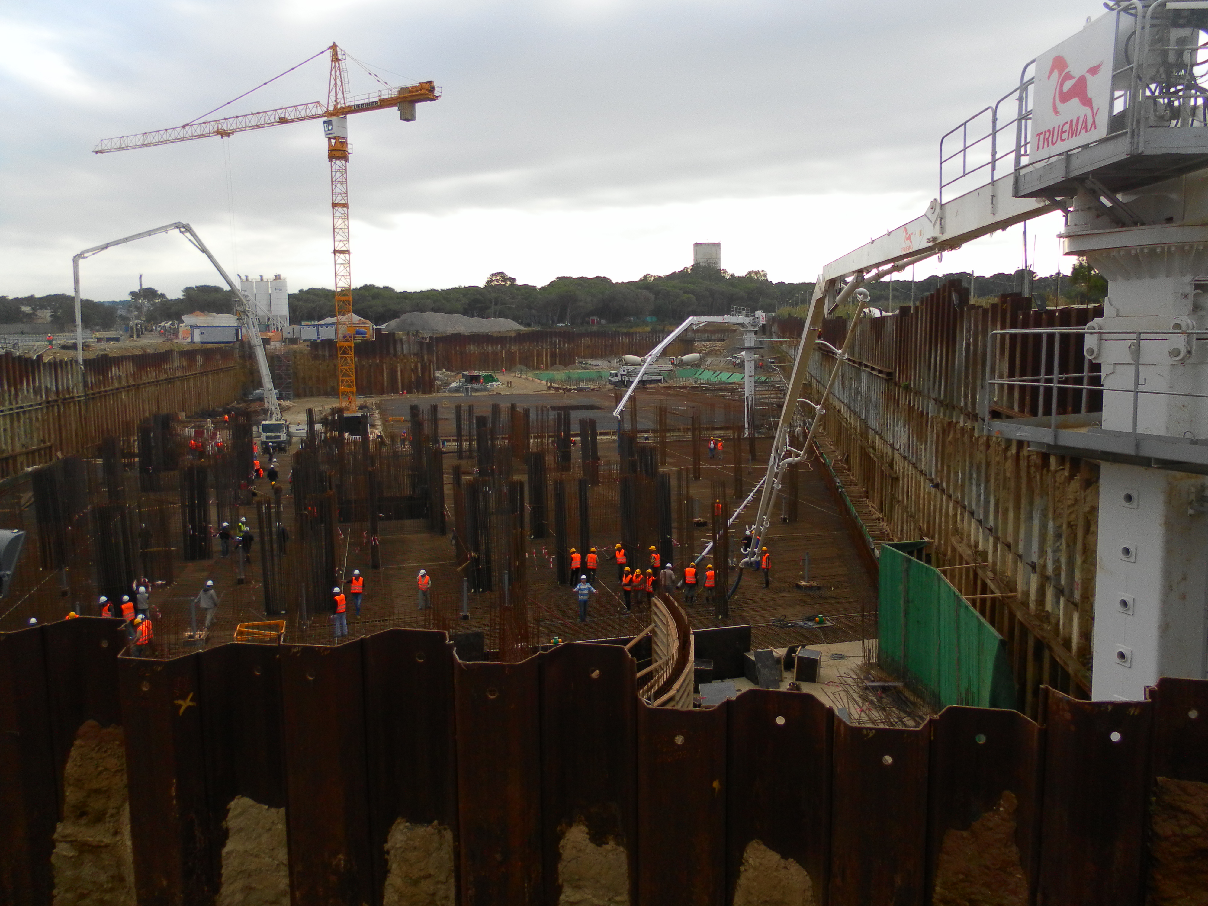 液壓布料機(jī)事故發(fā)生防范