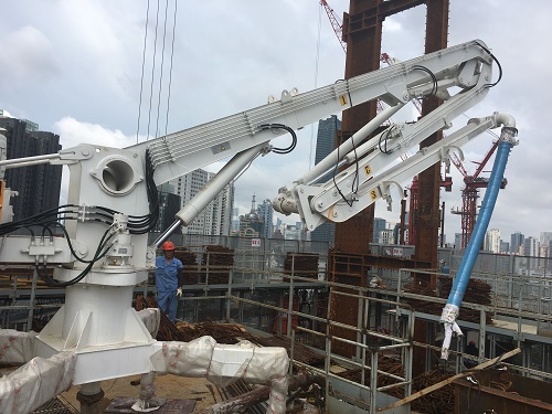 移動液壓布料機的穩(wěn)定性及布料范圍大小