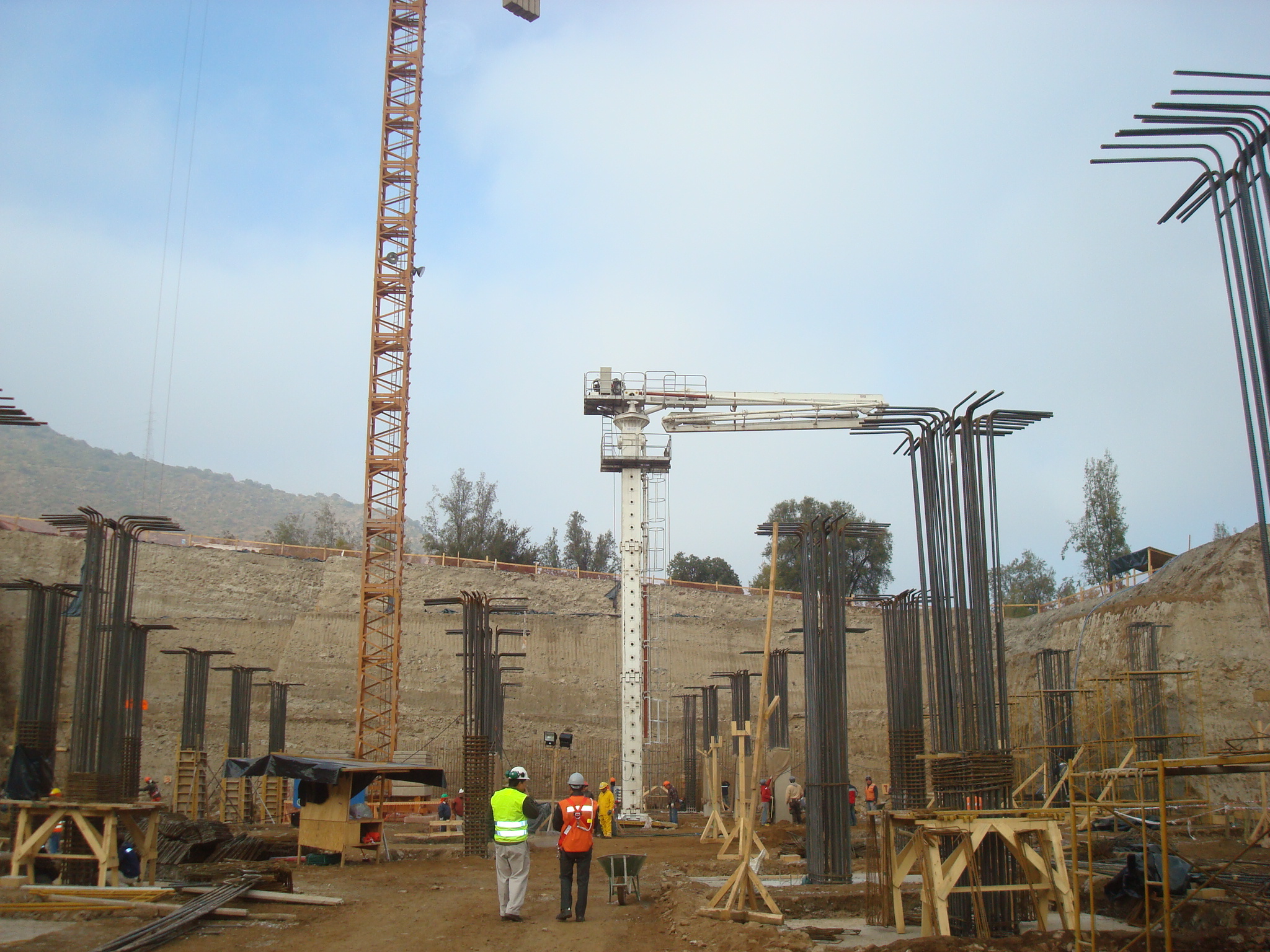 樓板頂升式液壓布料機(jī)產(chǎn)品介紹