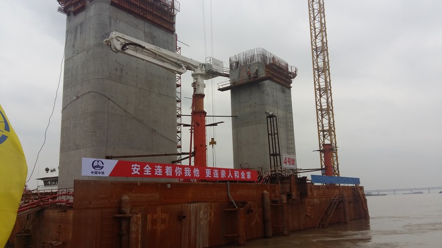 HG21AM米模架布料機-中鐵大橋局-蕪湖長江大橋-安徽蕪湖(圖1) HG21AM米模架布料機-中鐵大橋局-蕪湖長江大橋-安徽蕪湖(圖1)